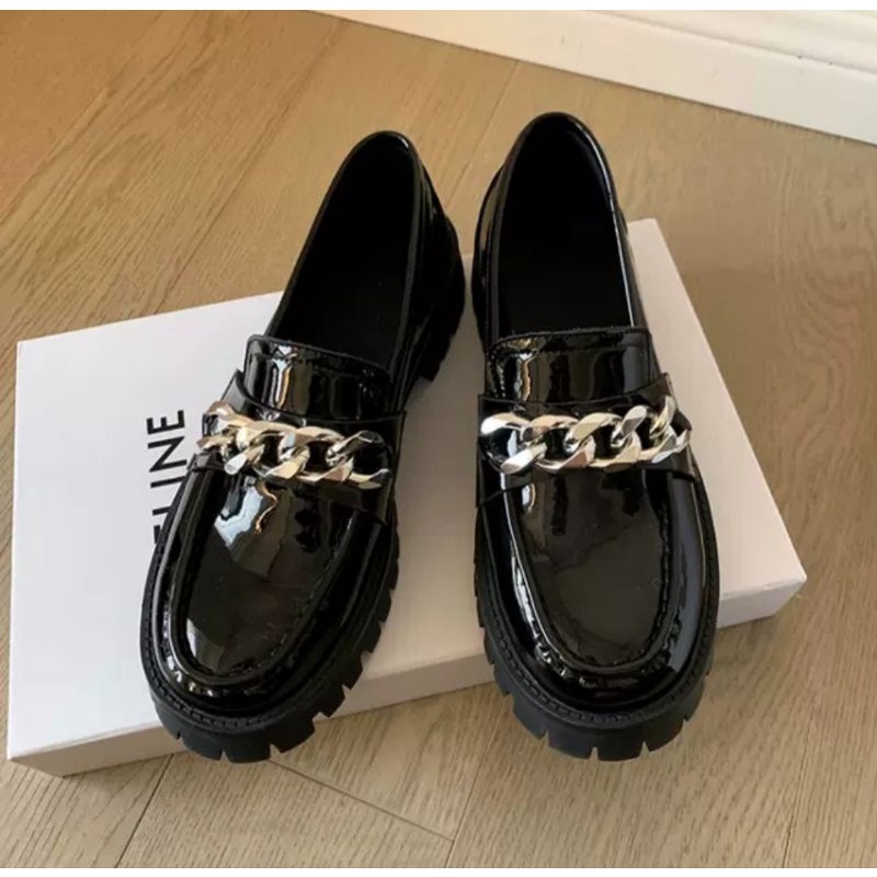 Sepatu Docmart Wanita Terbaru Rantai Logam Loafers Kekinian / Sepatu Oxford Wanita Kulit Slip On Kasual Korea / Sepatu Wanita Hitam Platform Kantor / Sepatu Cewek Viral / Bisa Cod