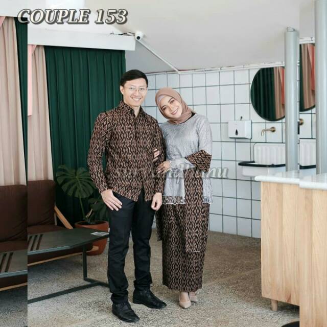 Batik Express - Kebaya Batik Couple Diandra Sarimbit Couple Modern Kebaya Lamaran Dan Tunangan Kekinian Kebaya Wisuda Modern