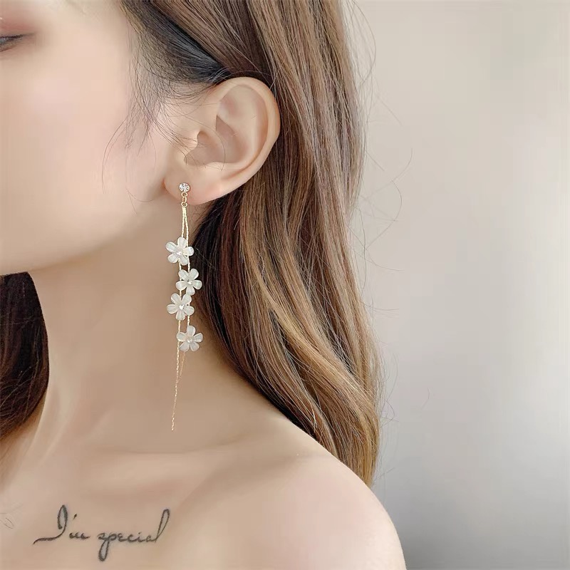 sayishop Anting Gantung Panjang Model Bunga Dengan Rumbai Kristal Untuk Wanita