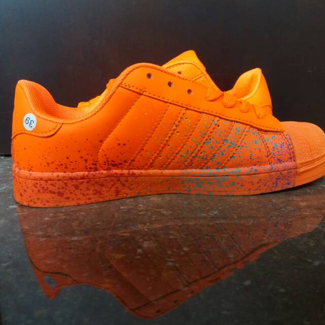 Sepatu adidas woman superstar spark full colour orange