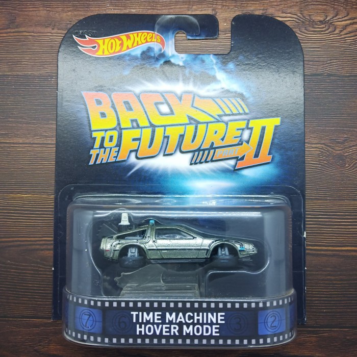 HOT WHEELS BACK TO THE FUTURE 2 HOVER MODE RETRO MOBIL KARAKTER FILM