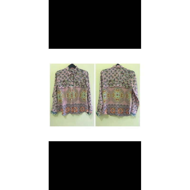 Abbey Top Ria Miranda