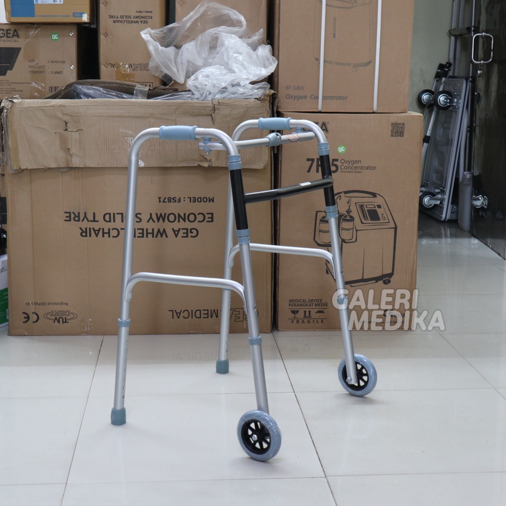 Walker Alat Bantu Jalan Dengan Roda - Avico