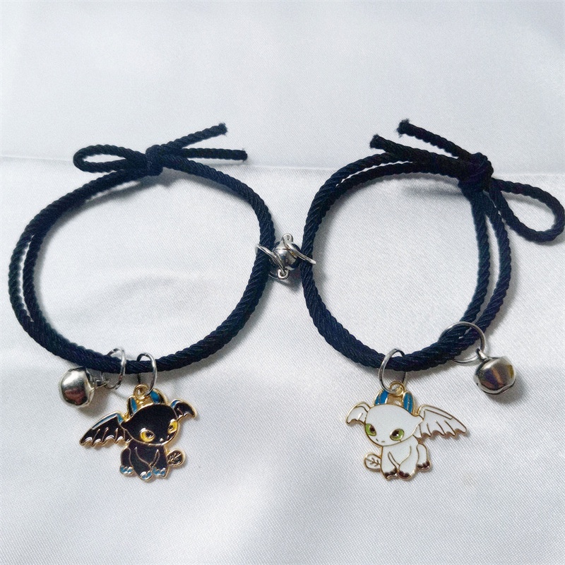 2 Pcs Fashion Magnet Gelang Hitam Dan Putih Toothless Beberapa Gelang Wanita Pria Pasangan Hadiah Perhiasan Aksesoris - PD