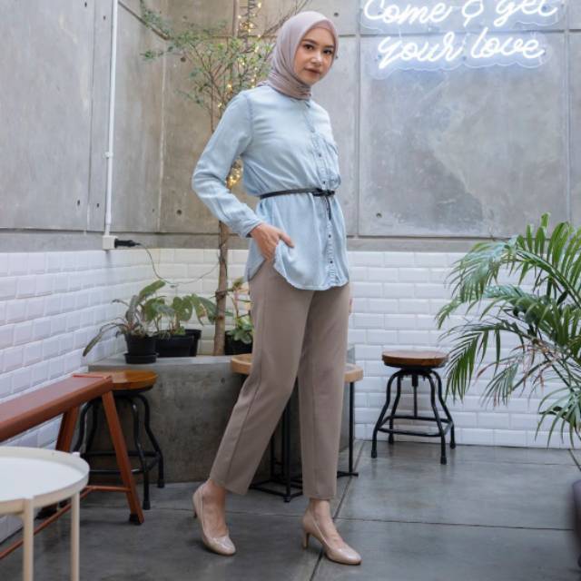 Fura Pants by Diana Restu