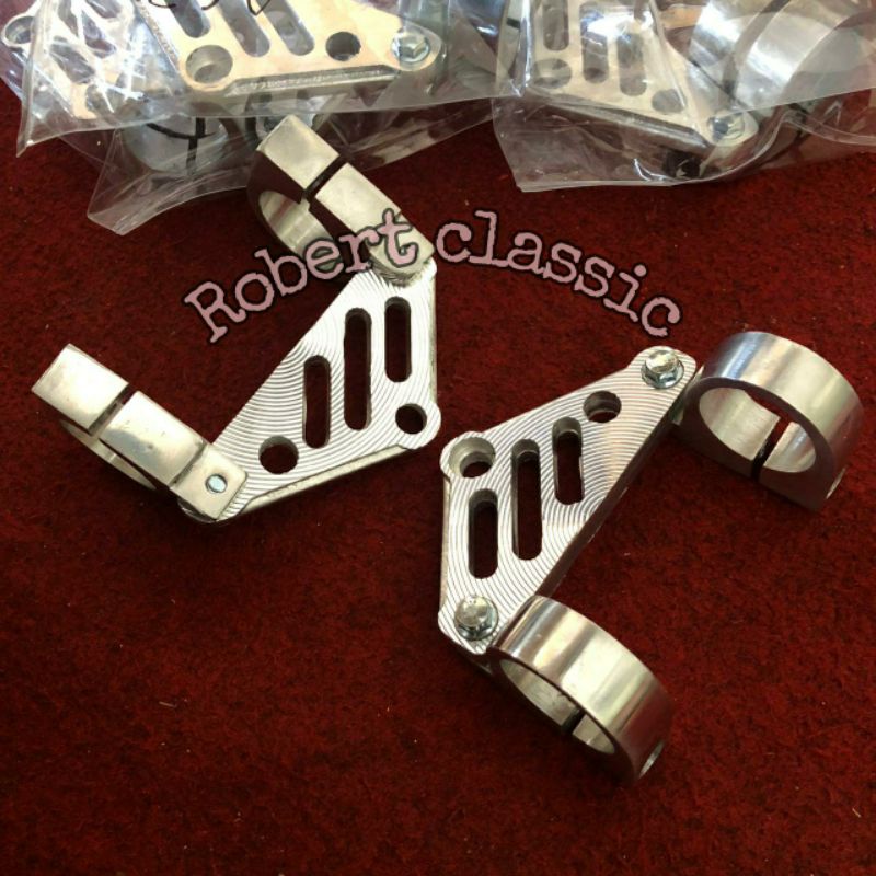 Breket Kupingan Pangkon lampu Pesek Cnc Kupingan Lampu Pesek Pnp As 31 Gl Mp Tiger Versa Rx King Meg