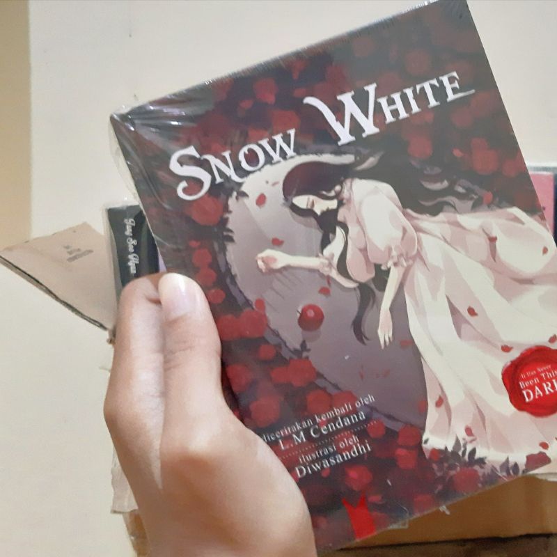 [BOOKED] Snow White - LM Cendana