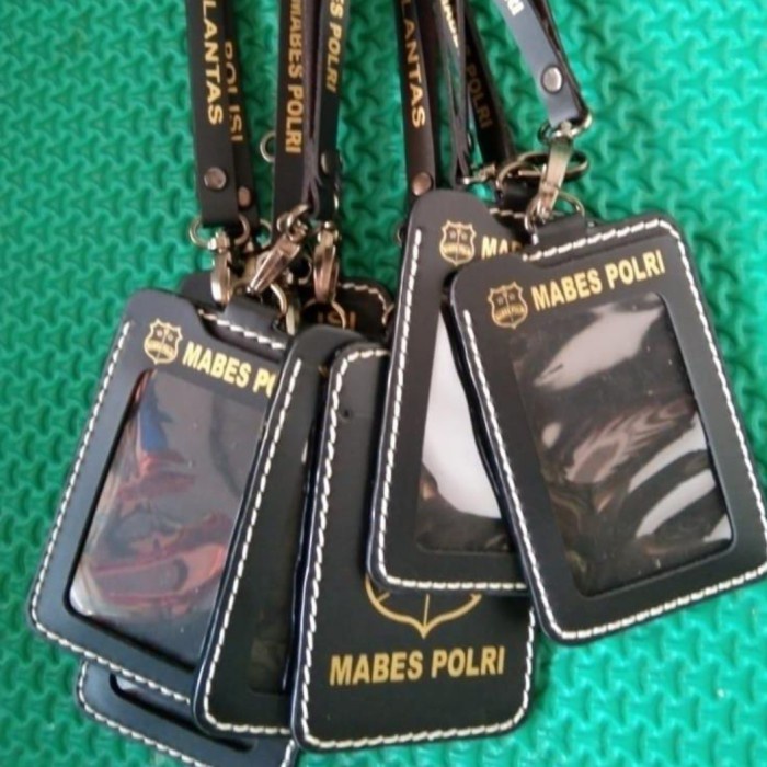 

Segera Miliki Name Tag Holder Mabes Polri Terlaris