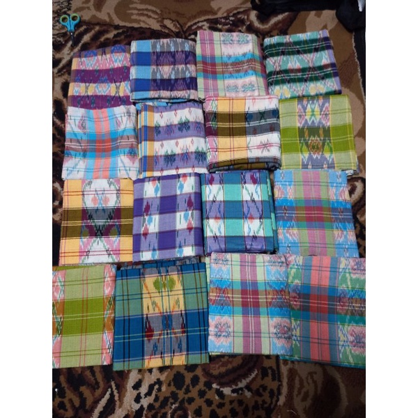 SARUNG WANITA gebeng tajug kotak