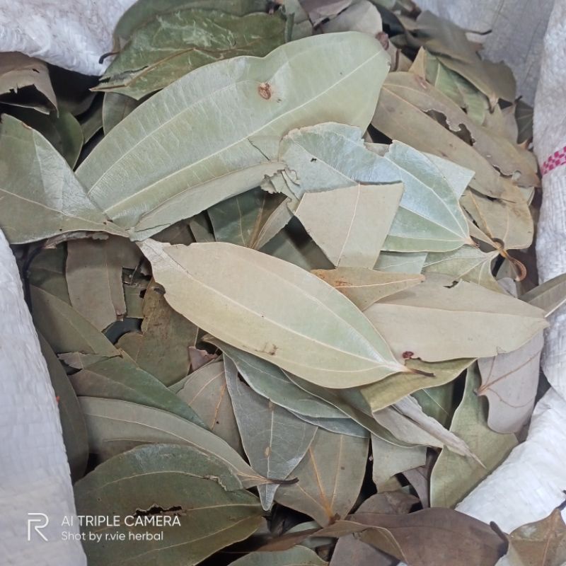 

Daun kayu manis 100 grm
