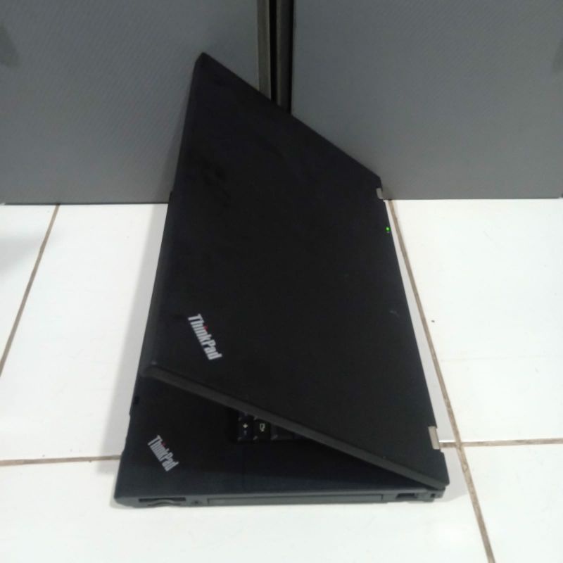 Laptop Lenovo Thinkpad T510 intel Core i5 Ram 4/320Gb, Hd Graphics, Windows 10 siap pakai Mulus,  Black