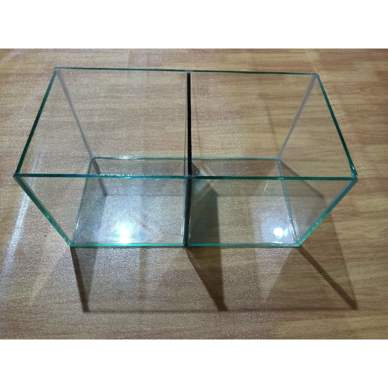 Aquarium 40×20×20 + sekat hitam