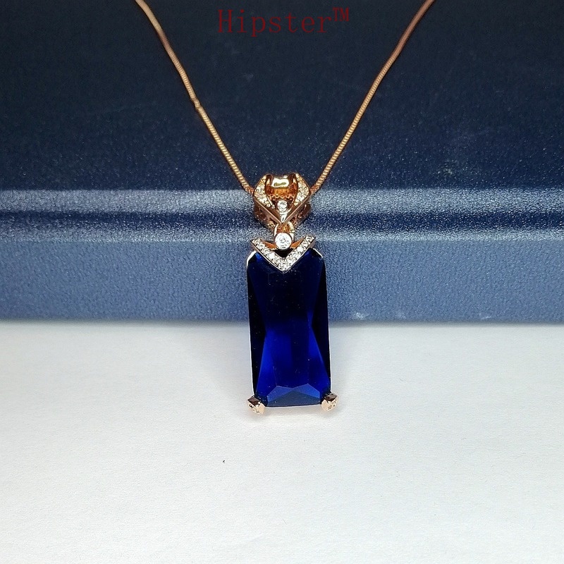 Retro Affordable Luxury Diamond-Embedded Fashion Temperament Blue Crystal Pendant Clavicle Chain