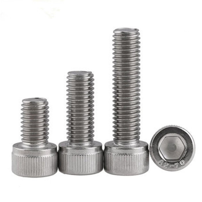 BAUT L STAINLESS SS 304 M 4 X 35 P 0.7 T H E