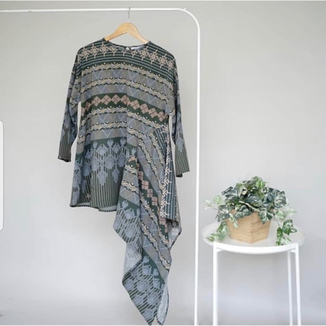 Preloved Bayan Top Green