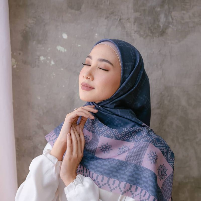 PASMINA PLISKET PREMIUM TANPA GARIS TENGAH