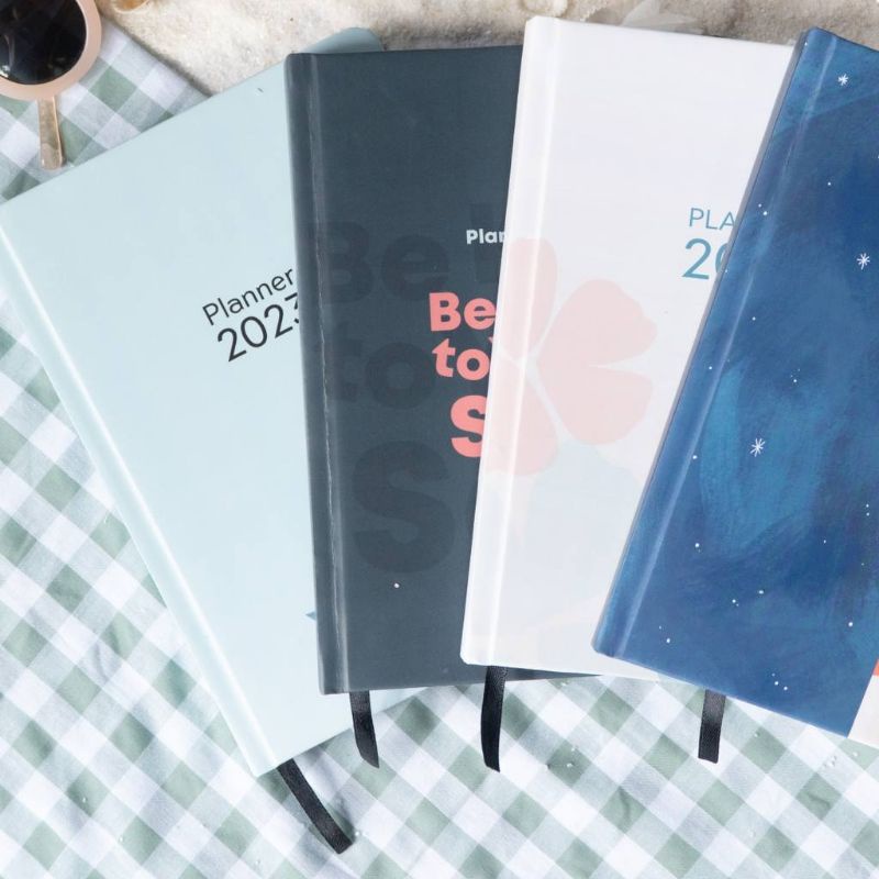 

READY STOCK - Plannerbook 2023 - Buku Agenda Tahunan