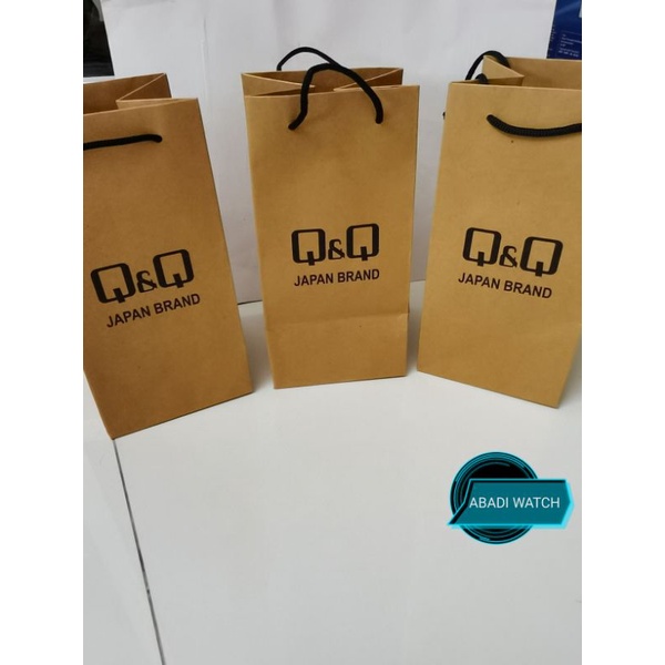 Paperbag Q&amp;Q Exclusive