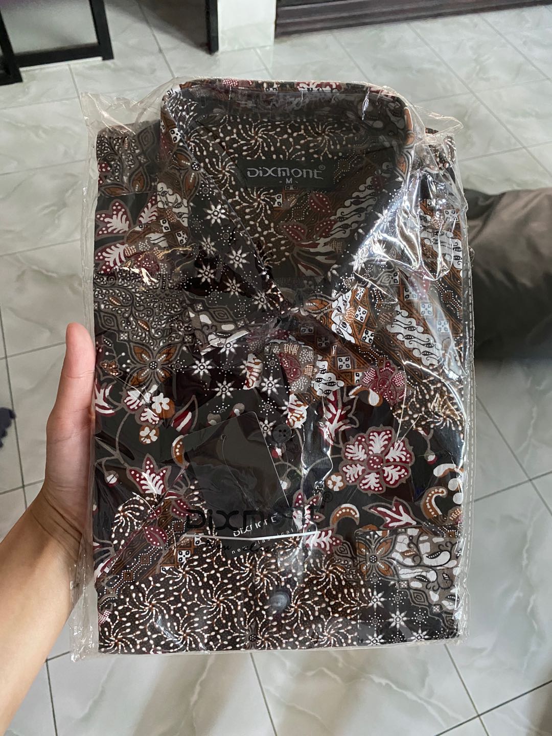 Kemeja Batik Pria Lengan Pendek Bs37 Katun Modern Dixmont Semi Slimfit Premium