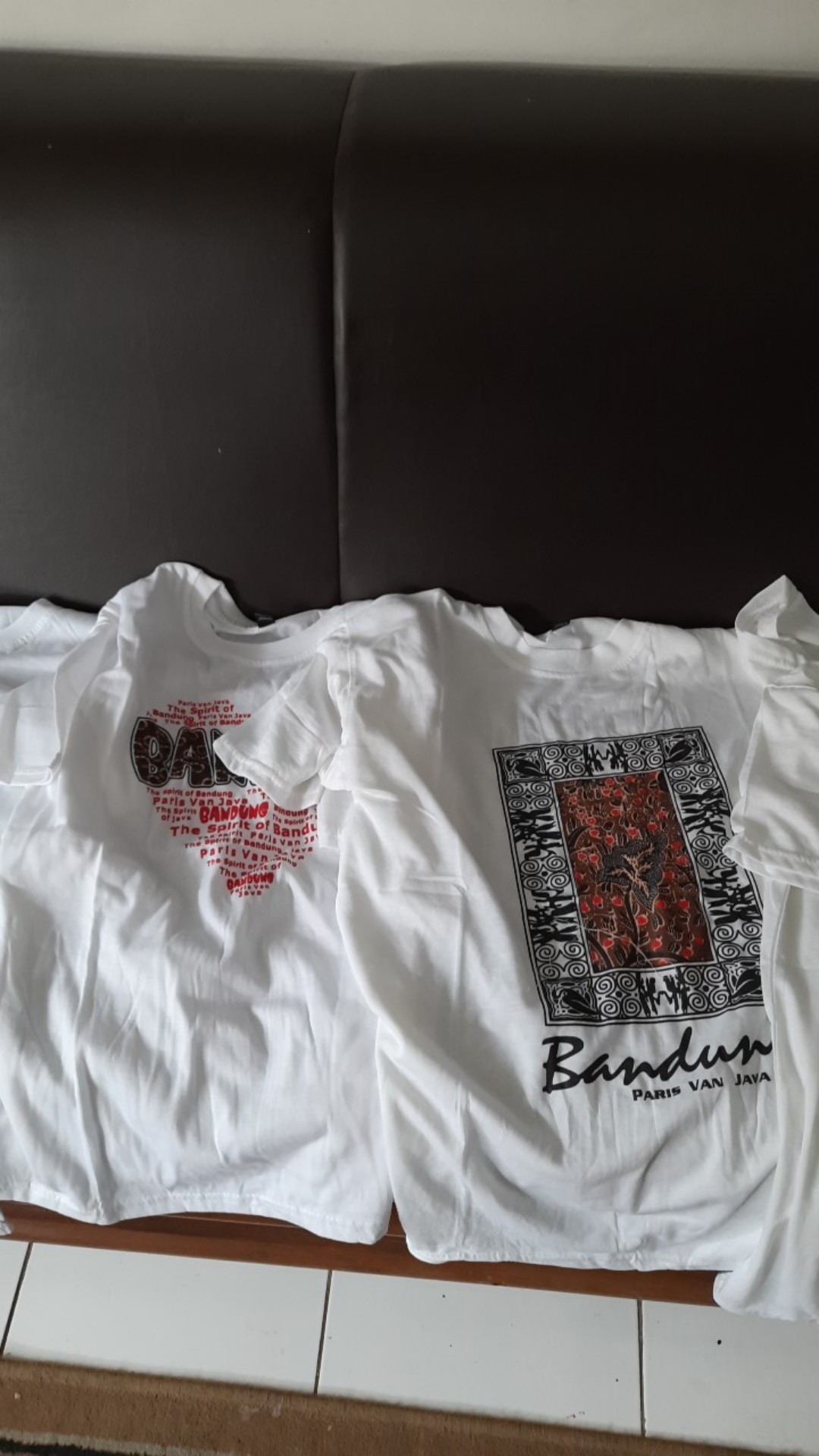 Kaos Ditro Pria Bandung Kotak Batik Original