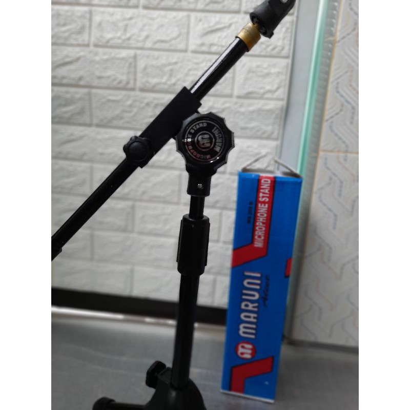 Stand Mic Maruni Pendek Hitam +Holder