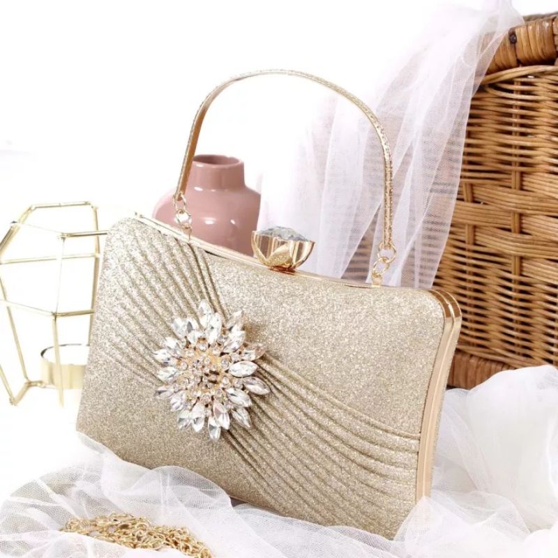 TAS PESTA KONDANGAN WANITA DOMPET CLUTCH HANDBAG HAND BAG SHOULDER TENTENG JINJING TALI RANTAI WANITA CEWEK CEWE PEREMPUAN FASHION BATAM BRANDED MURAH PREMIUM TERBARU KEKINIAN MEWAH ELEGAN 2024 MAC 67 BERKUALITAS BAGUS CANTIK KEREN IMPORT KEKINIAN 2024