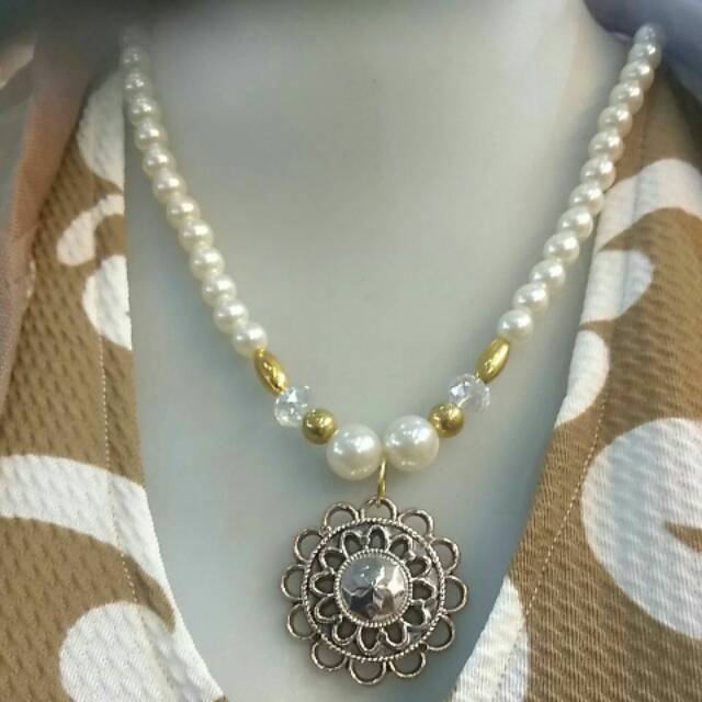 Kalung mutiara imitasi kalung aksesoris baju wanita cewek kalung kristal imitasi kalung liontin