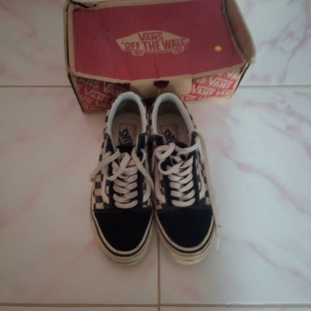 Vans checkerboaed fictory anaheim