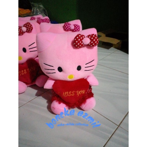 Boneka hello kity size l / love