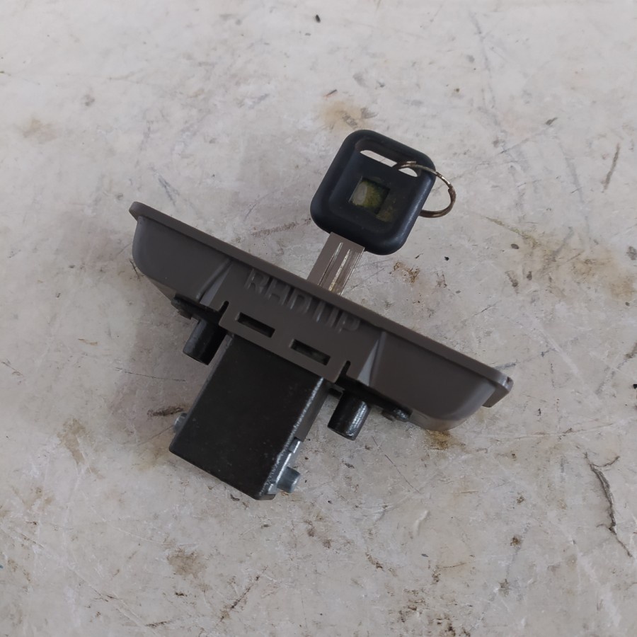 Kunci Laci Mobil Universal