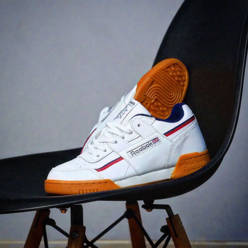SEPATU REEBOK WORKOUT PLUS WHITE NAVY RED GUM