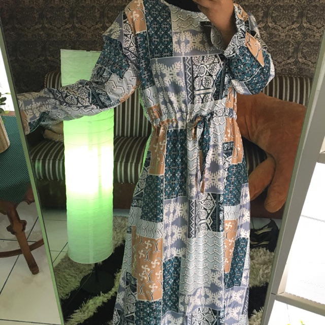 Dress Motif Etnik