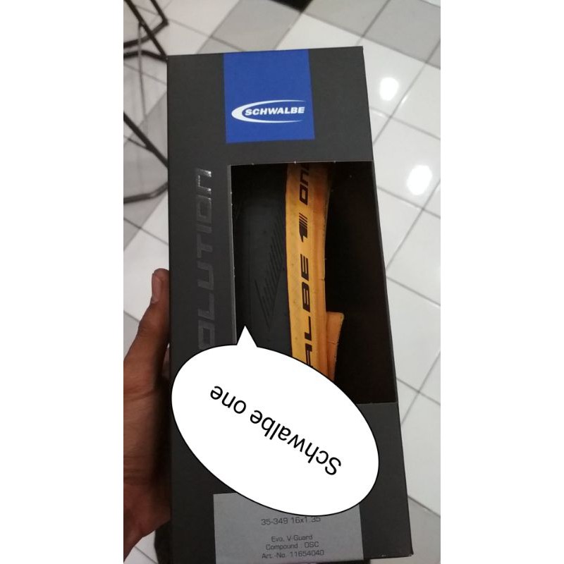 BAN LUAR SCWALBE ONE (349) 16x1.35
