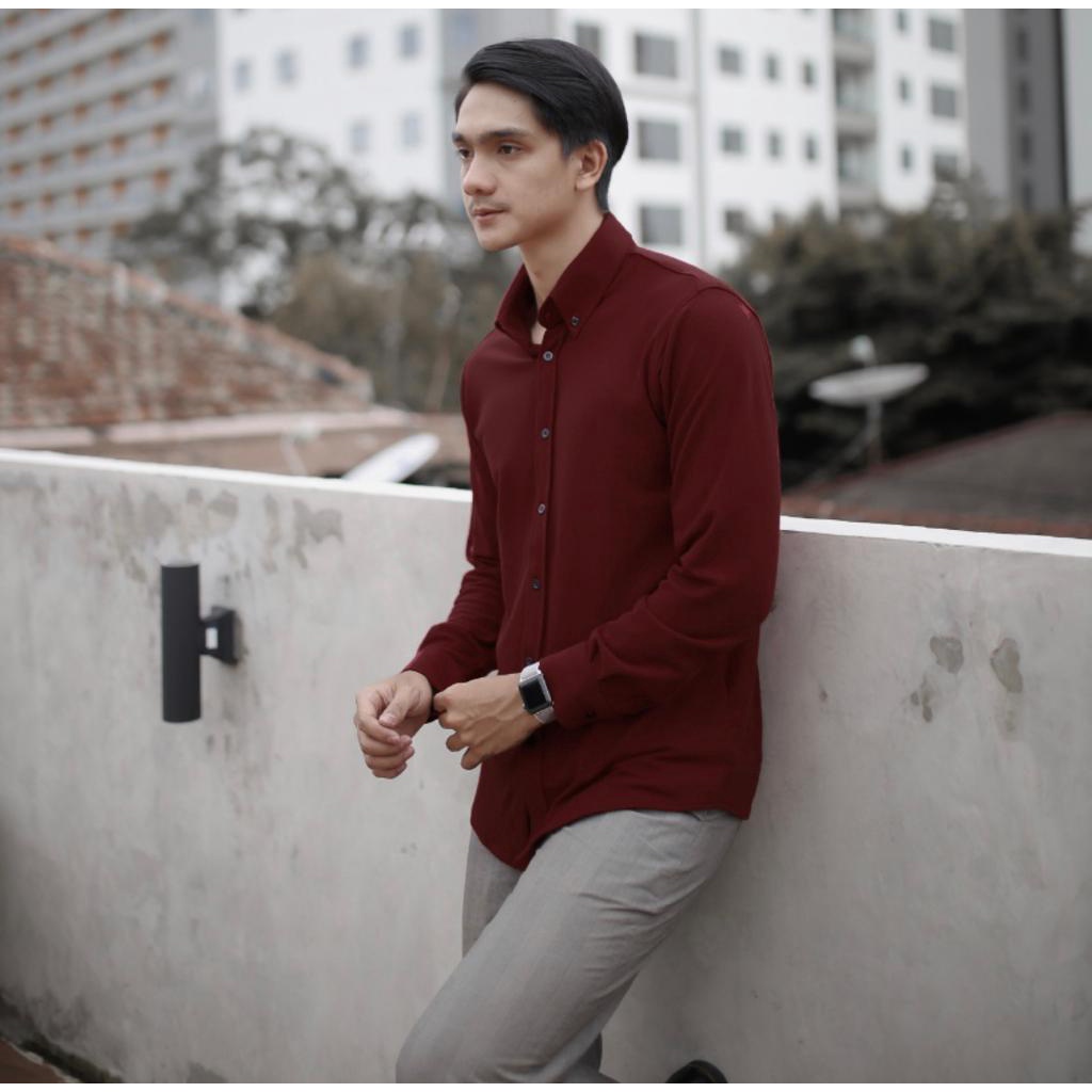 Kemeja Polos Casual Pria Lengan Panjang Maroon Full Lebel &amp; Hantag Slimfit - Jumbo // Kemeja Cowok - Pria Kantoran hem Kantor Maroon Size M L XL XXL