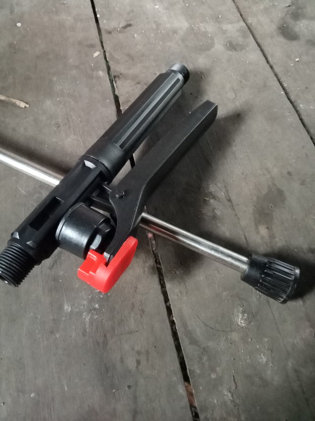 Handle Pencetan Sprayer Elektrik