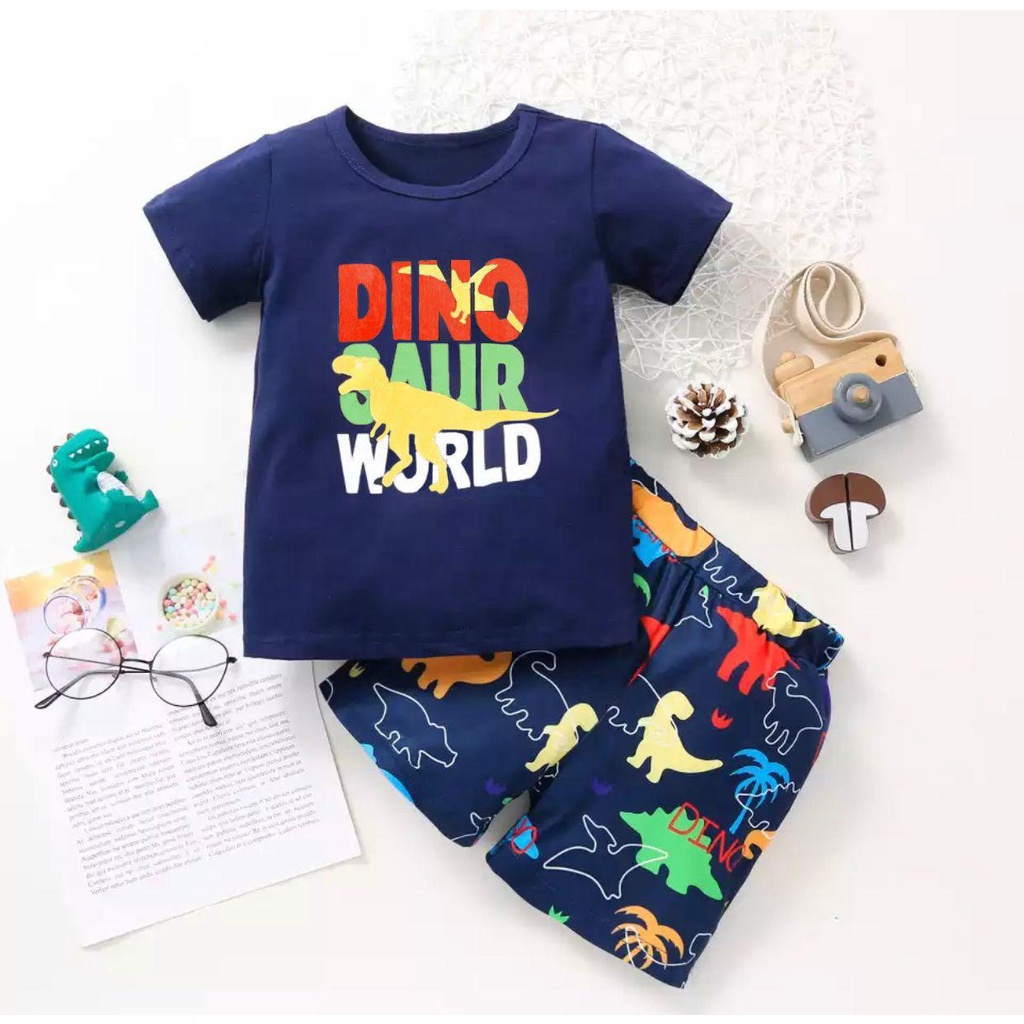 SETELAN BAJU ANAK MOTIF DINO SAUR WORLD SIZE 1-5 TAHUN TERBARU BAHAN KATUN PREMIUM/ SETELAN BAJU ANAK LAKI LAKI TERBARU/ SETELAN BAJU ANAK PEREMPUAN TERBARU/ BAJU ANAK LAKI LAKI TERBARU/ BAJU ANAK PEREMPUAN TERBARU/ SETELAN BAJU ANAK DINOSAURUS WORLD