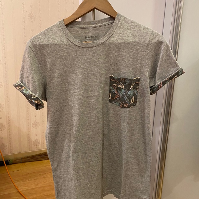 Kaos Tirajeans Abu Pocket