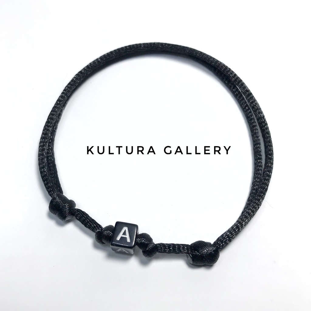 Gelang Inisial Nama Cube Tali Satin Ikat (Gelang Tali)