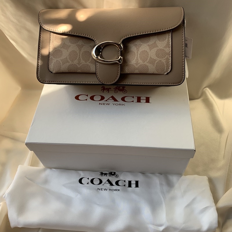 COACH TABBY SHOULDER BAG 26 IN SIGNATURE CANVAS - TAUPE (91215)