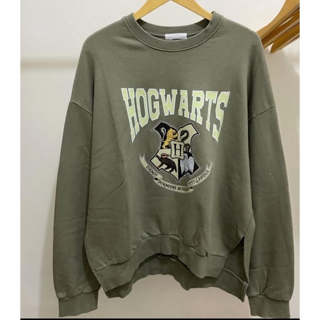 [COD] Sweater Wanita HOGWARTS