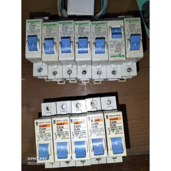 MCB PLN bekas 20A,25A,35A,50A merlin gerin