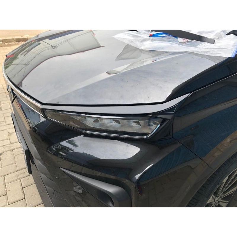 Garnish lampu depan hitam Avanza/Xenia 2022 VARIASI