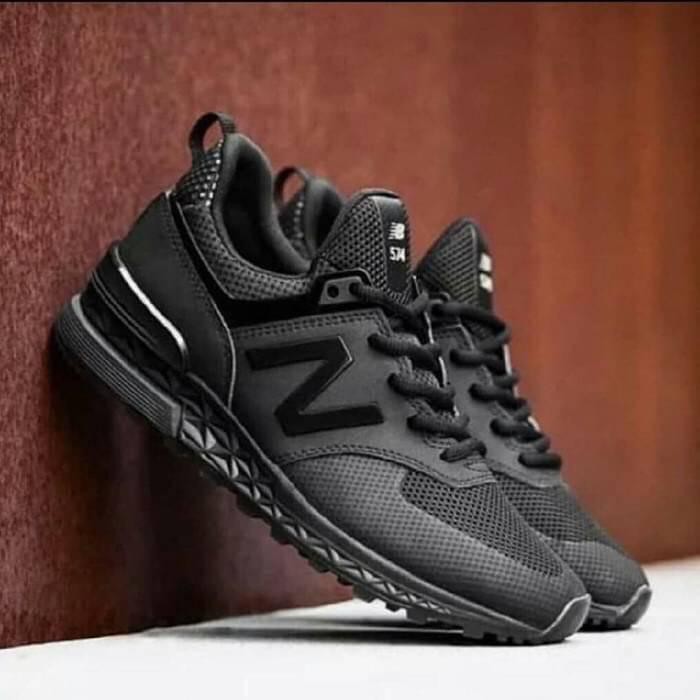 NEW BALANCE 574 TRIPLE BLACK [PREMIUM]