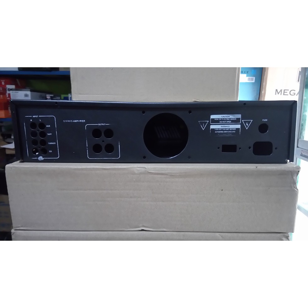 BOX POWER AMPLIFIER PROFESIONAL SOUND SYSTEM XUTOR XR0211 TEBAL