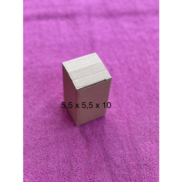 

Kardus Packing Box Diecut 5,5x5,5x10