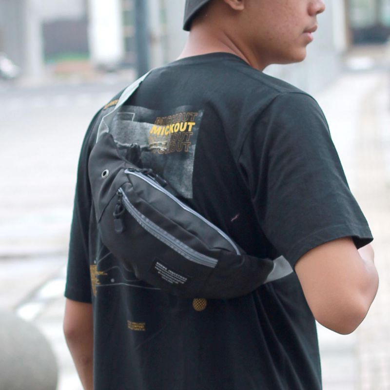 Tas waistbag pria wanita import