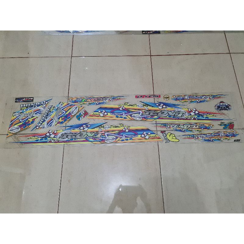 STIKER STICKER BODY STRIPING HONDA BEAT FI