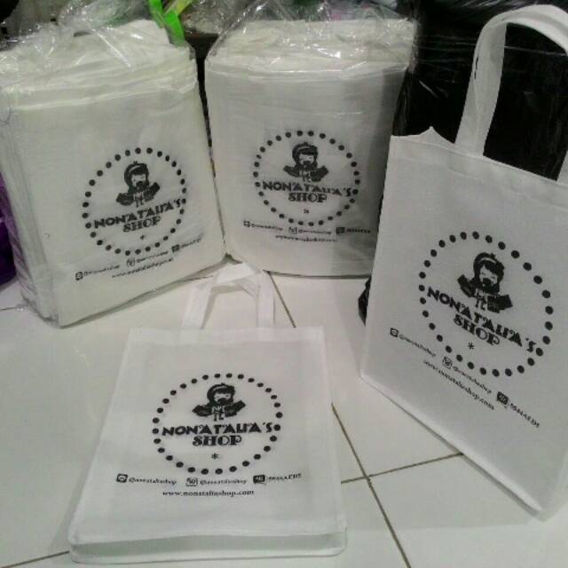 

Tas Promosi Produk dan Usaha