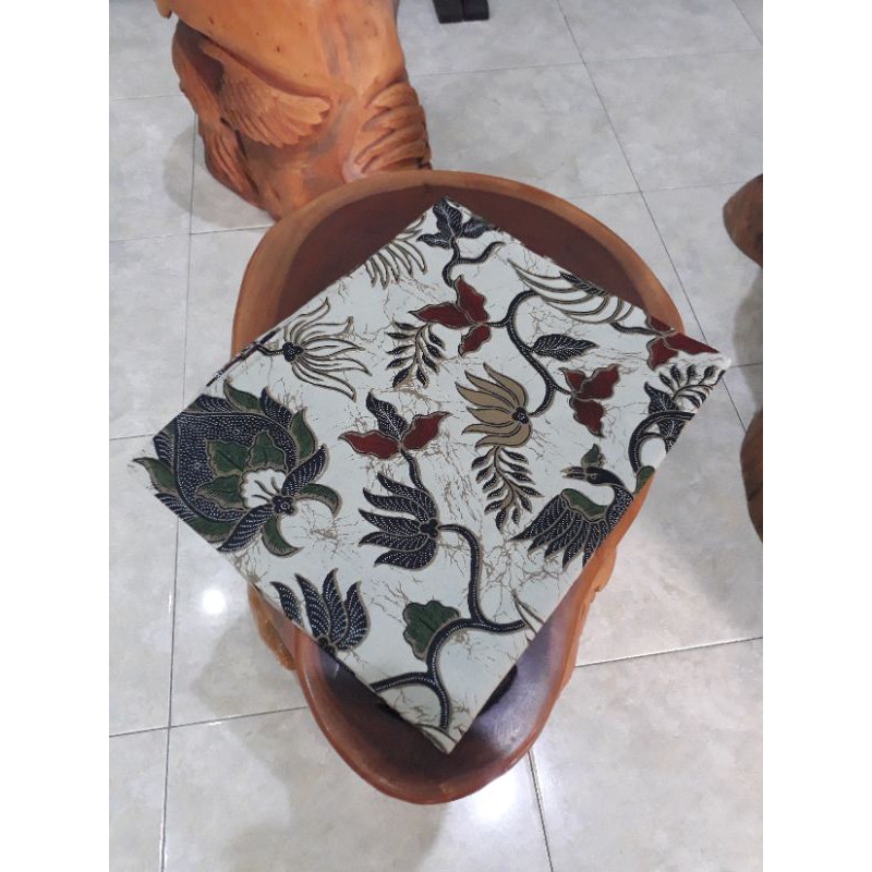 Batik lawasan colet / jarik lawasan / kain batik motif burung