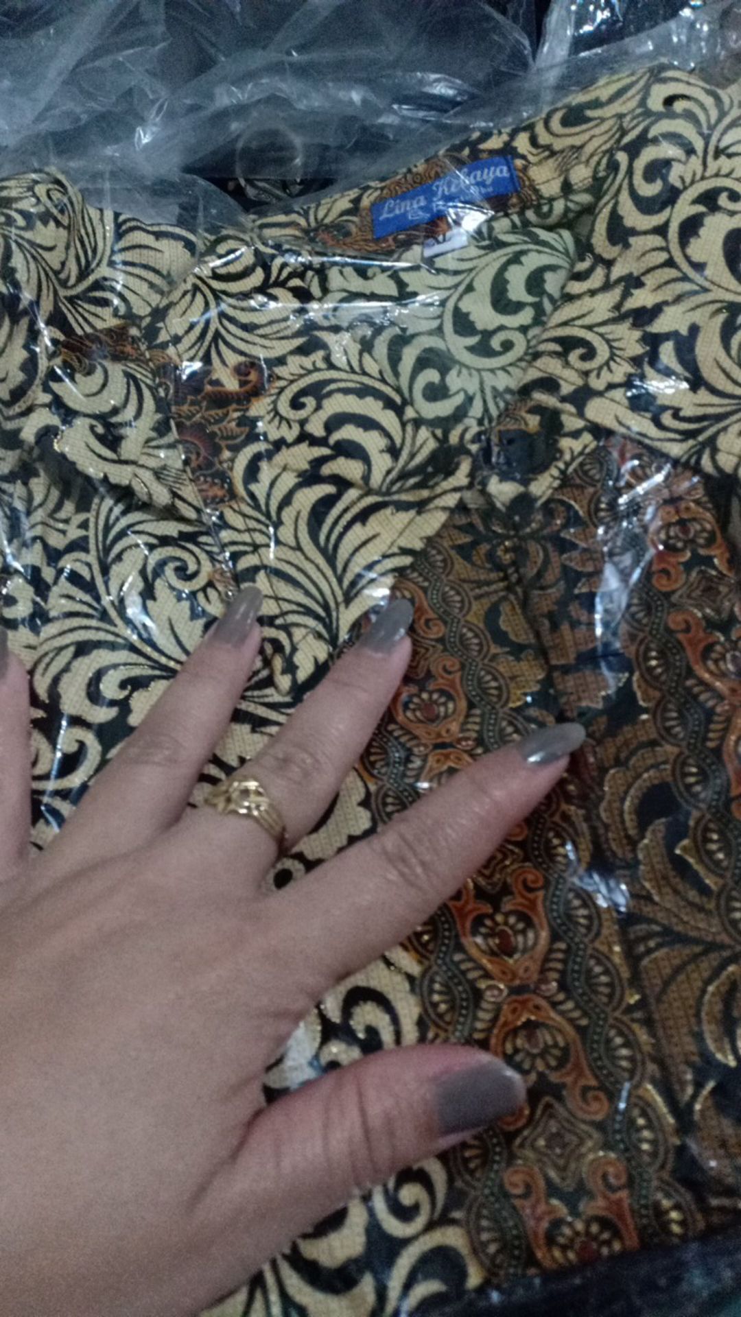 Kemeja Batik Panjang Motif Melati/kemeja Batik Melati Gold/kemeja Batik Murah/kemeja Murah / Kemeja